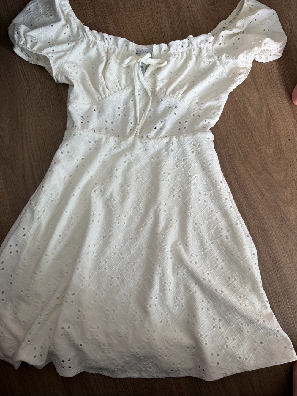 Rue21 White One-Shoulder Eyelet Dress